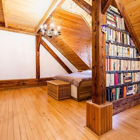 Rooftop 180M2 Loft With Private Sauna, Братислава Экстерьер фото