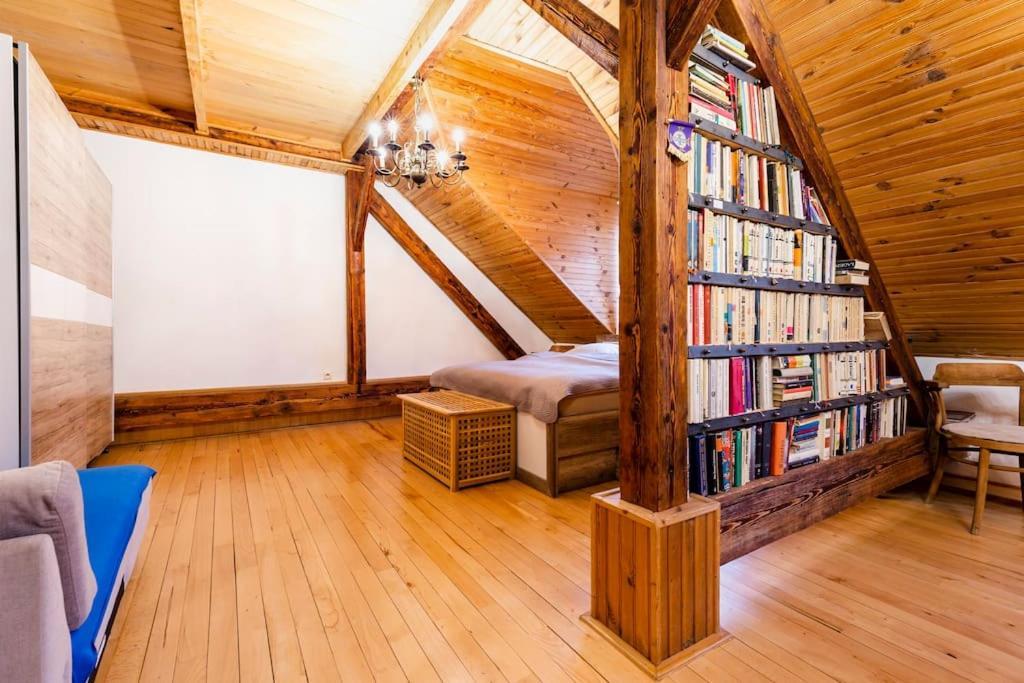 Rooftop 180M2 Loft With Private Sauna, Братислава Экстерьер фото