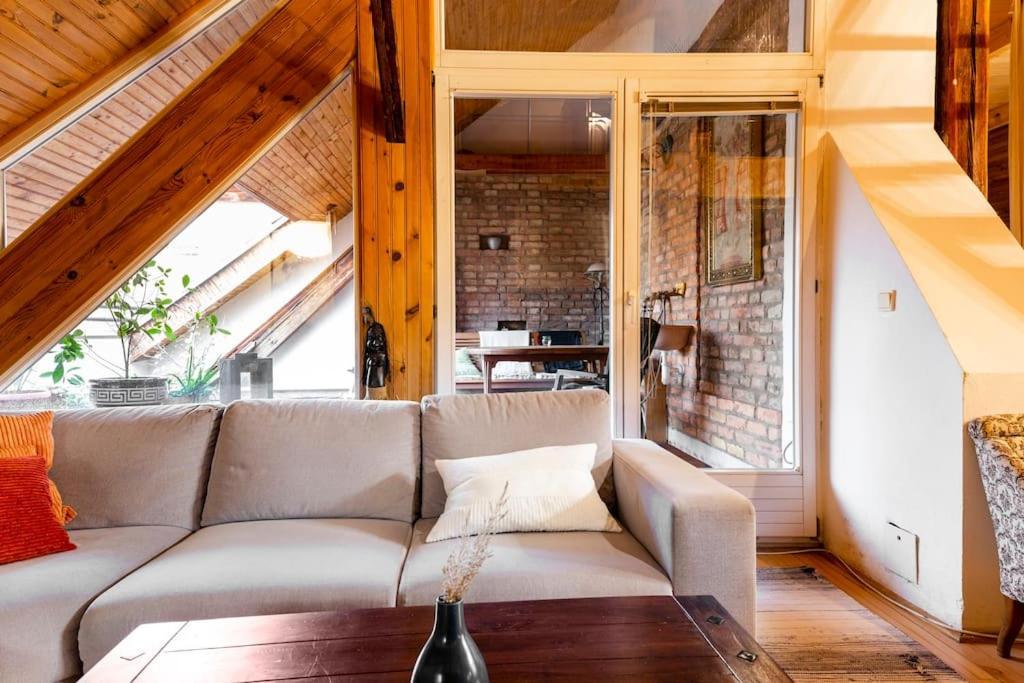 Rooftop 180M2 Loft With Private Sauna, Братислава Экстерьер фото