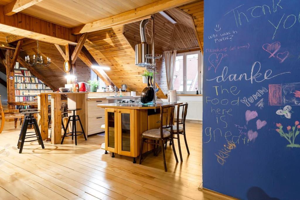 Rooftop 180M2 Loft With Private Sauna, Братислава Экстерьер фото