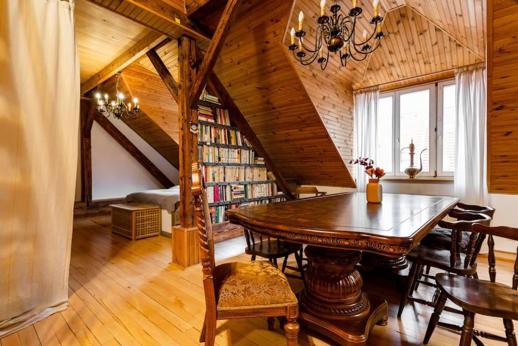 Rooftop 180M2 Loft With Private Sauna, Братислава Экстерьер фото