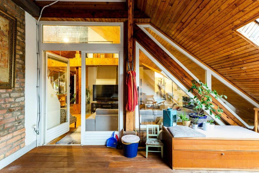 Rooftop 180M2 Loft With Private Sauna, Братислава Экстерьер фото