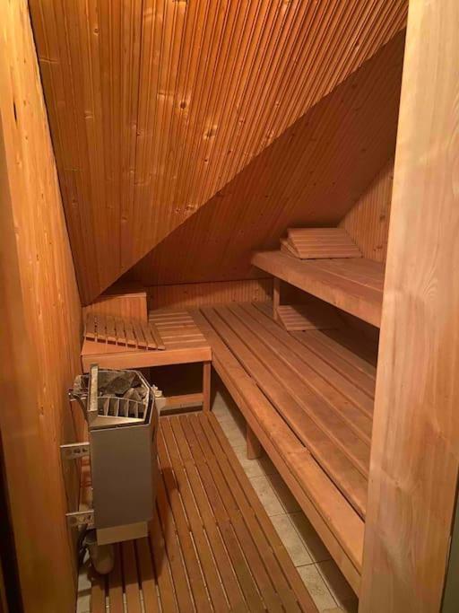 Rooftop 180M2 Loft With Private Sauna, Братислава Экстерьер фото