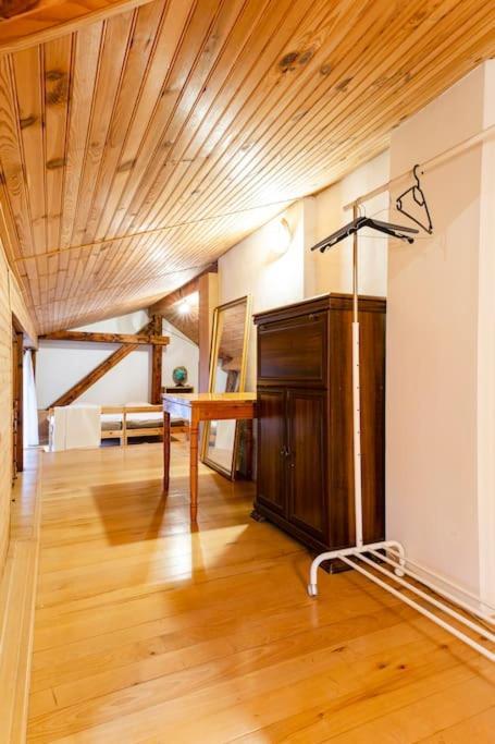 Rooftop 180M2 Loft With Private Sauna, Братислава Экстерьер фото