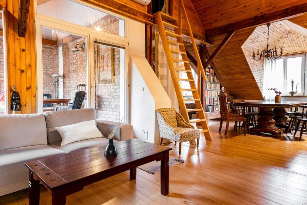 Rooftop 180M2 Loft With Private Sauna, Братислава Экстерьер фото